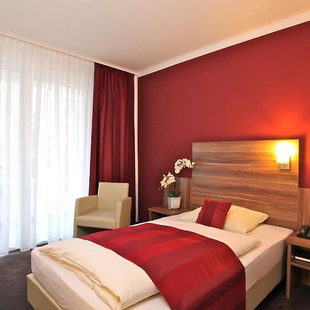 Waldhotel Bad Soden Bad Soden am Taunus Exterior foto